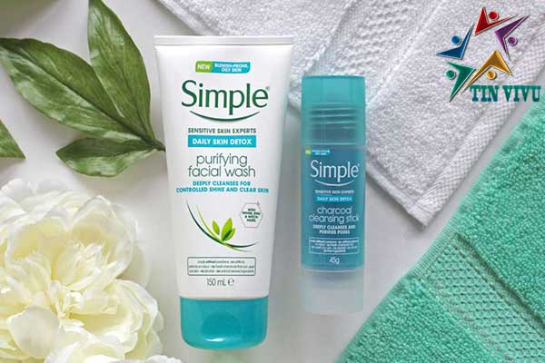 Simple-Daily-Skin-Detox-Oil-Be-Gone-Micellar-Cleansing-Water