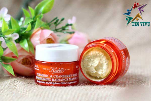 Mat-na-dat-set-Kiehl’s-Turmeric-Cranberry-Seed-Energizing-Masque